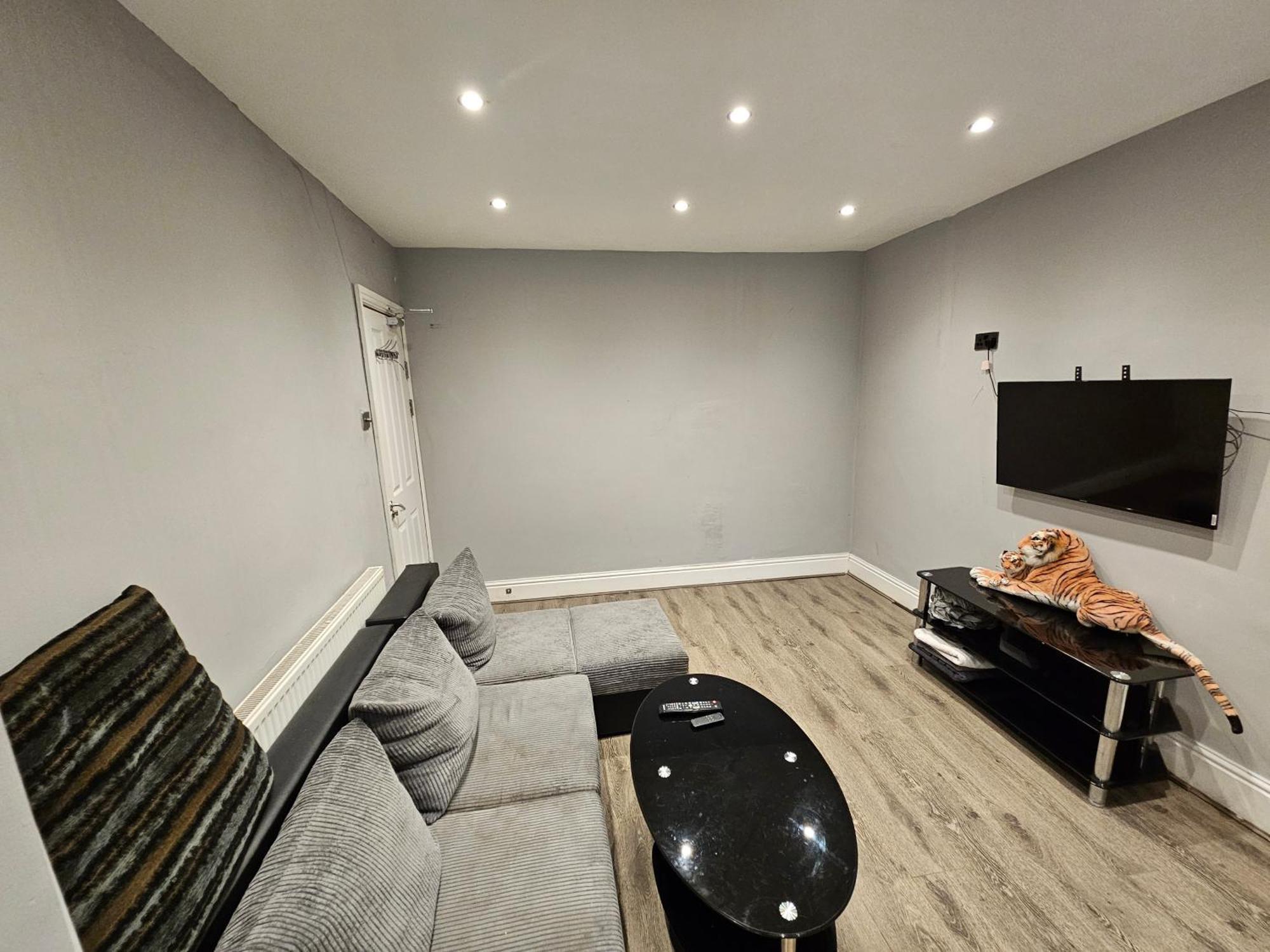 Monyhull Homestay - Near City Centre Kingsheath Nia Nec Bhx Birmingham Exterior foto