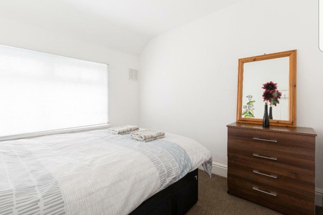 Monyhull Homestay - Near City Centre Kingsheath Nia Nec Bhx Birmingham Exterior foto