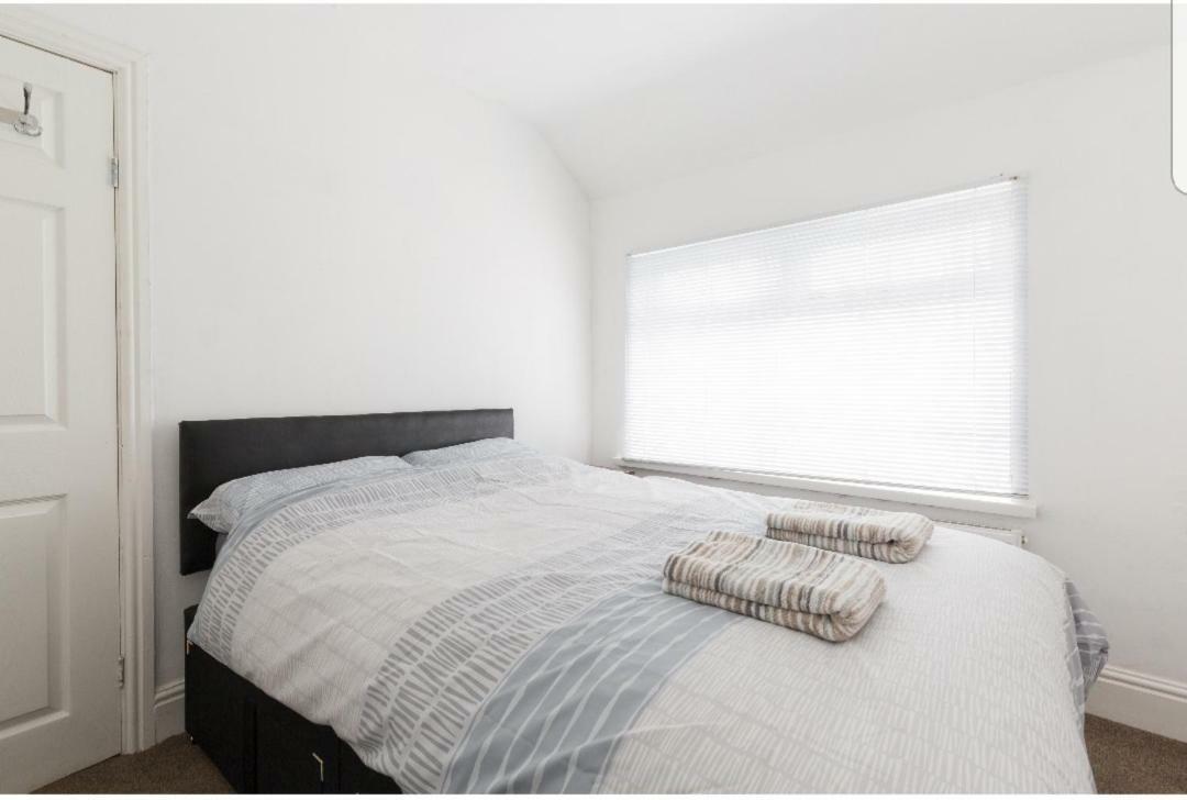 Monyhull Homestay - Near City Centre Kingsheath Nia Nec Bhx Birmingham Exterior foto